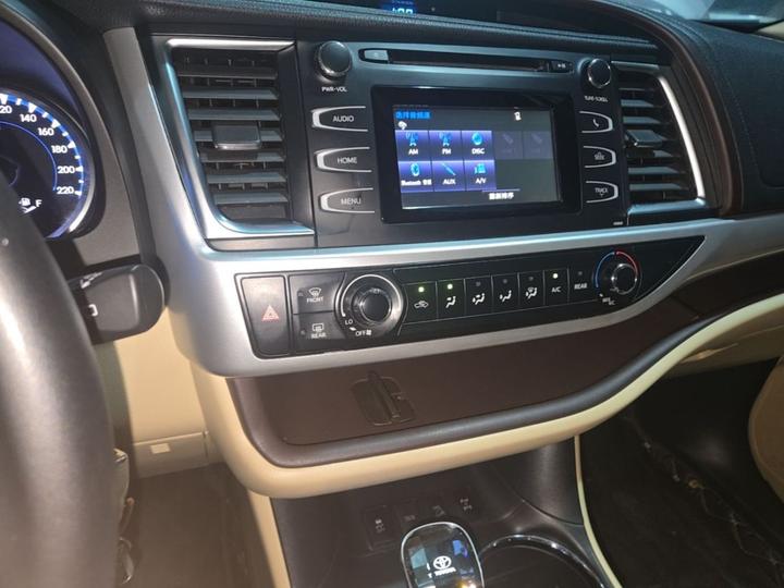 Highlander 2021 2.0T AWD Elite 7-Seater photo 8