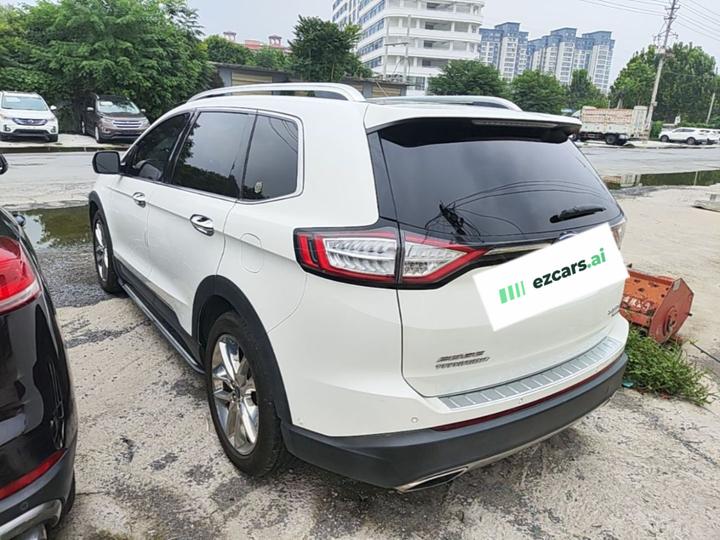 Edge 2016 EcoBoost 245 AWD 7-Seater photo 4