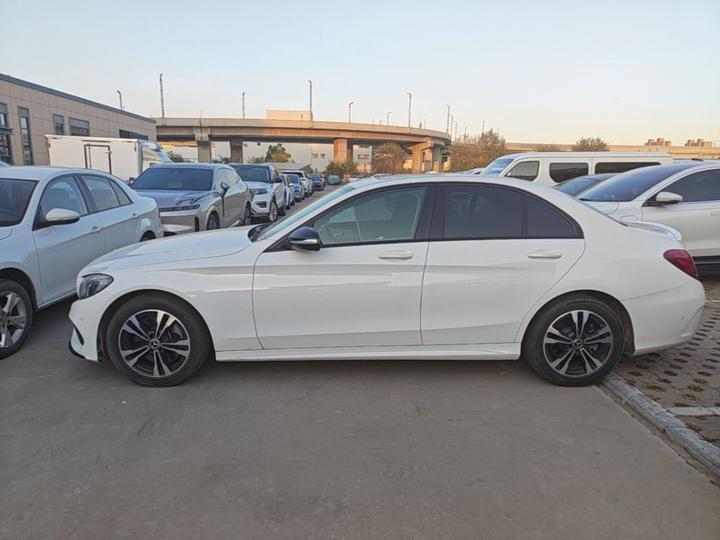 C-Class 2018 C 200 Sport photo 4