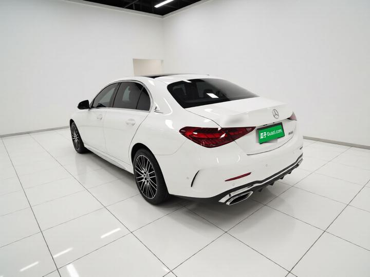 C-Class 2024 C 260 L Sport photo 4