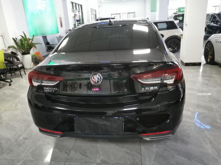Regal 2022 552T Smart photo 3