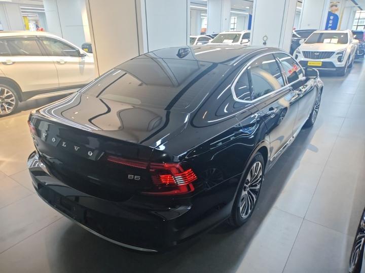 S90 2025 B5 Luxury photo 6