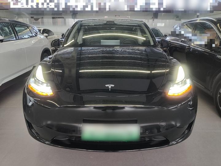 Model Y 2023 RWD photo 2