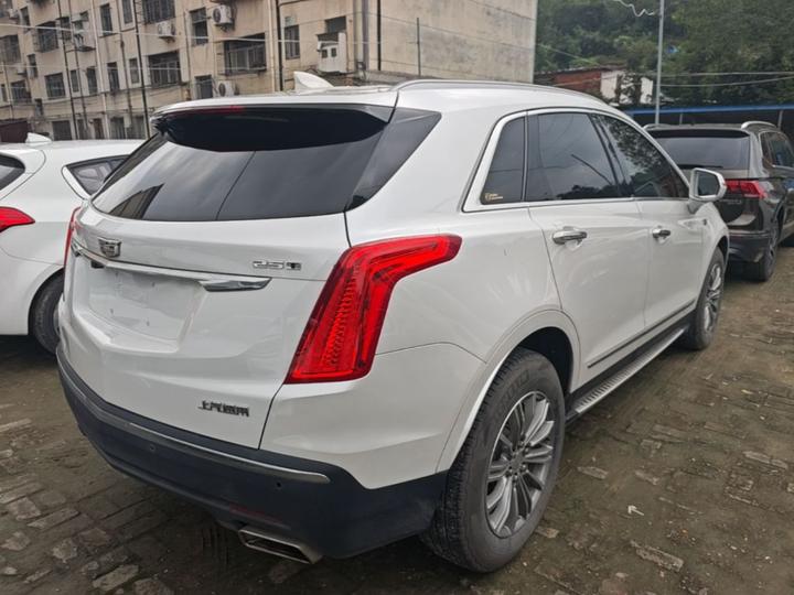 XT5 2018 25T Luxury photo 6