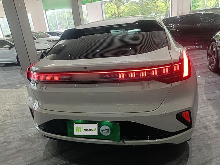 001 2025 WE 95kWh AWD photo 5