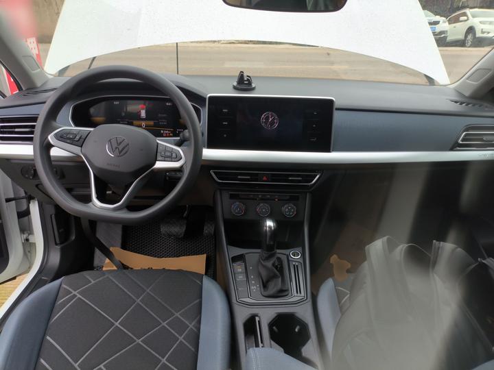Lavida 2023 Facelift 1.5L AT photo 6