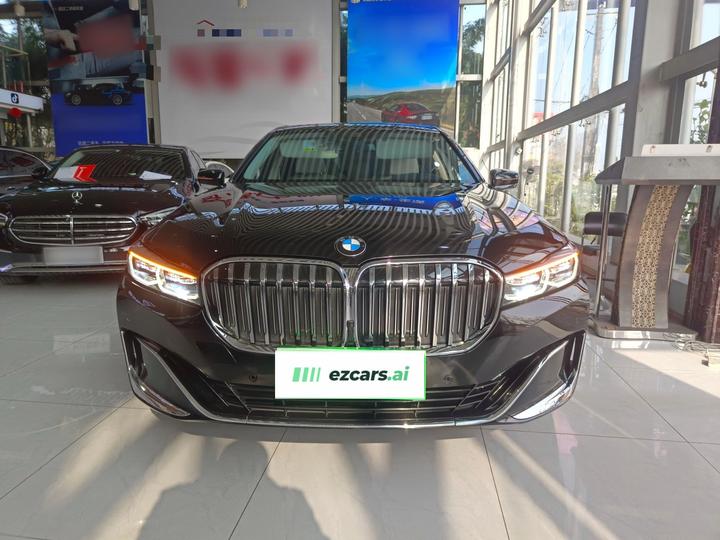 7 Series 2021 740Li Leading Luxury photo 2