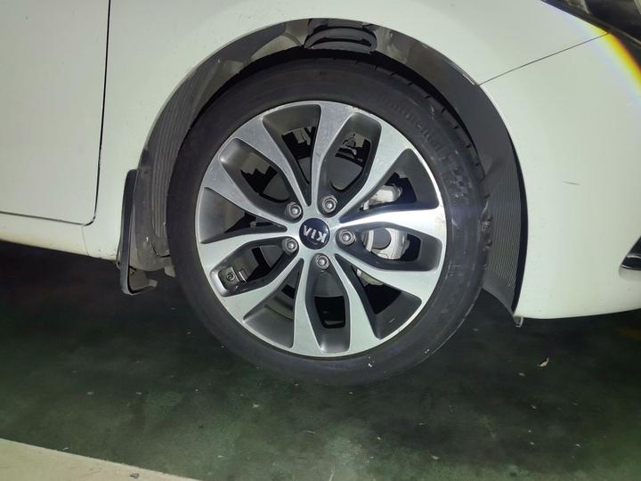 K3 2013 1.6L AT Premium photo 8