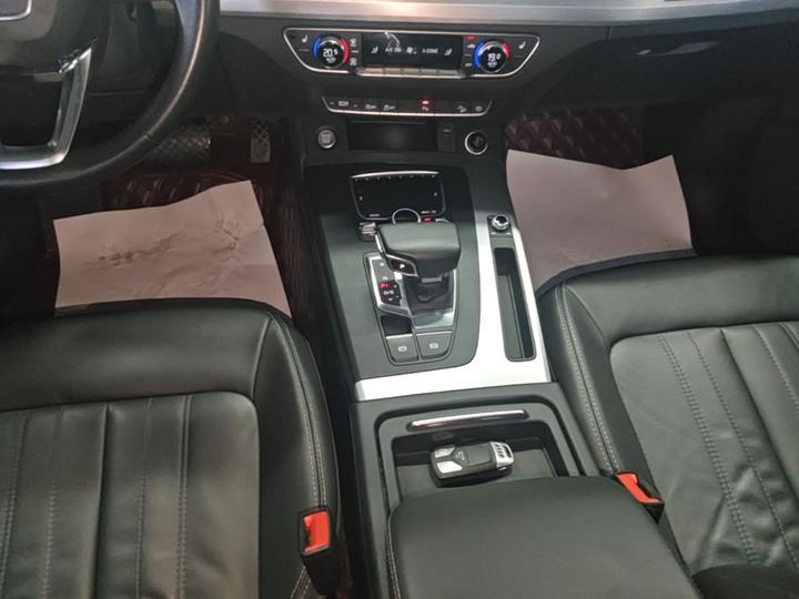Q5L 2020 Facelift 40 TFSI Fashion photo 5