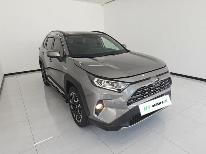 RAV4 2020 2.0L CVT AWD Premium photo 3