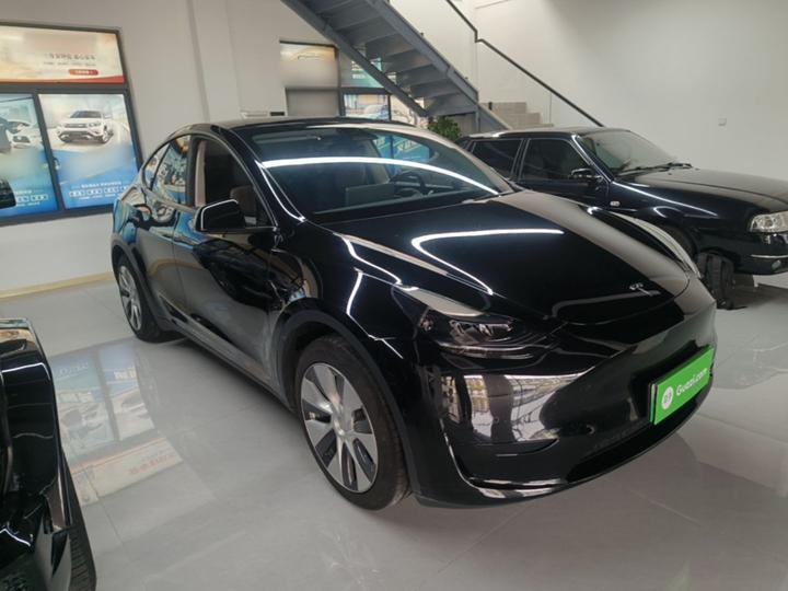 Model Y 2023 RWD photo 3