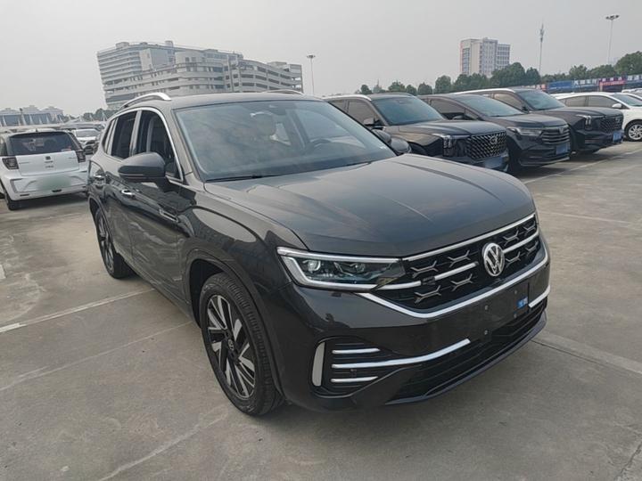 Tayron 2024 380TSI AWD R-Line photo 3