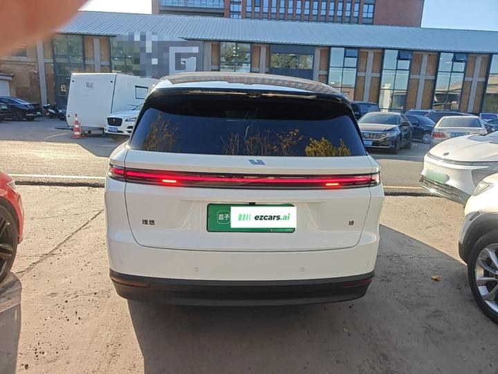 Li Auto i8 2025 Standard photo 5