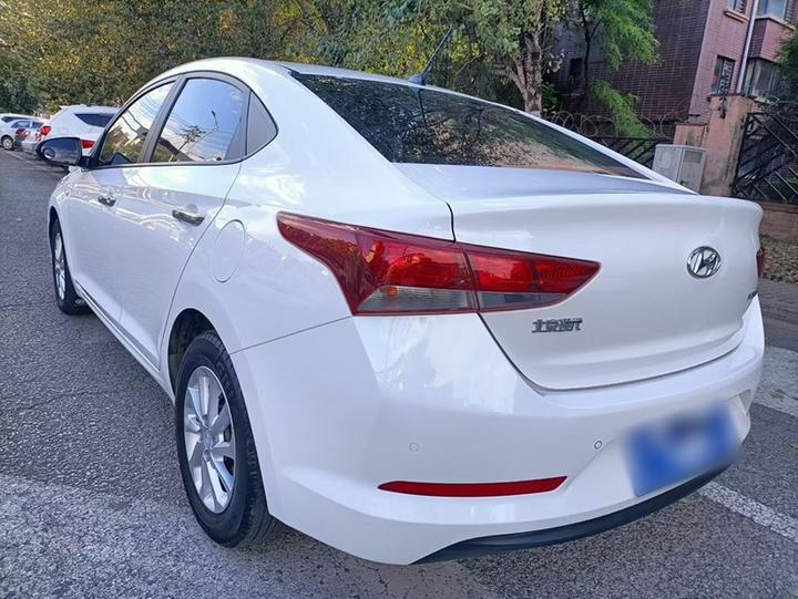 2016 1.4L MT GLS photo 3