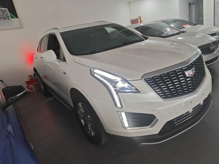 XT5 2020 28T Luxury photo 3
