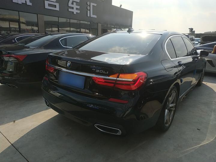 7 Series 2018 730Li Exclusive M Sport Package photo 4
