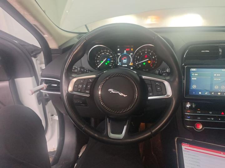 F-PACE 2020 2.0T Exclusive photo 6