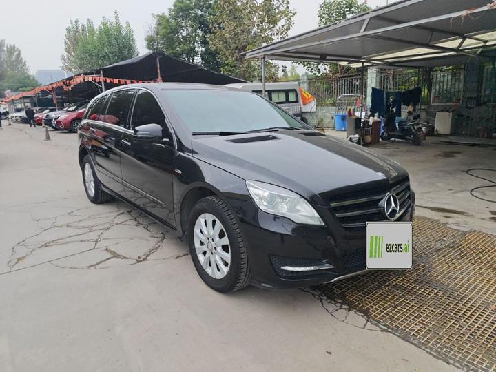 R-Class 2017 R 320 4MATIC Business Edition photo 3