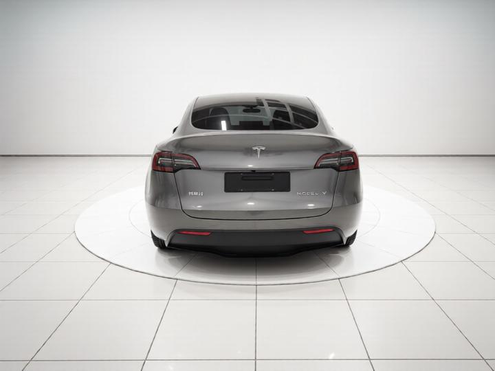 Model Y 2021 Standard Range RWD photo 5