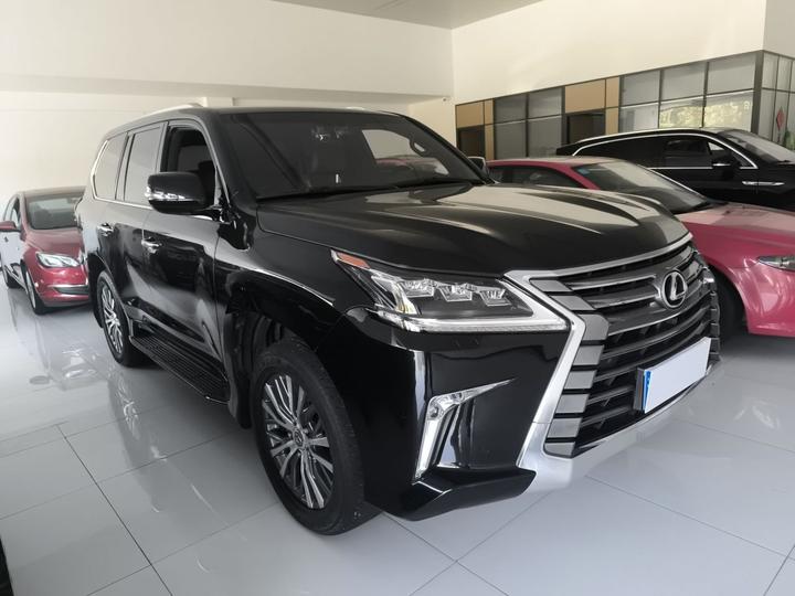 LX 2019 570 Luxury photo 5