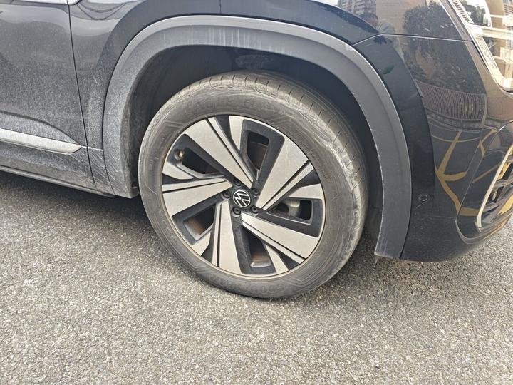 Teramont X 2024 380TSI AWD Luxury photo 8