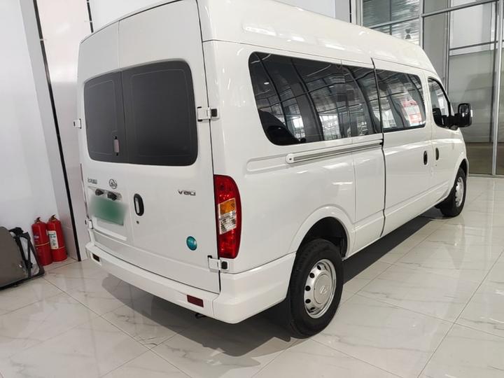 MAXUS V80 2025 Value 2.0T MT Long Wheelbase 127Ps 6/7/9-Seater photo 4