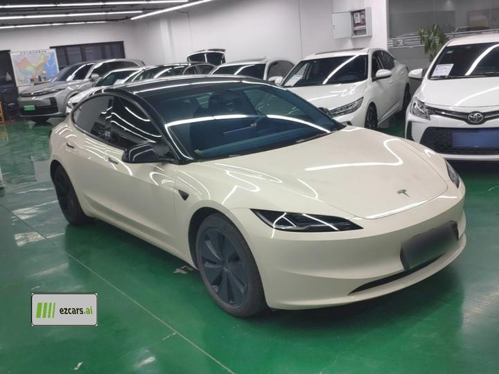 Model 3 2025 RWD photo 3