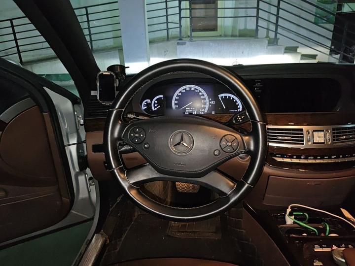 S-Class 2012 S 300 L Premium Grand Edition photo 3