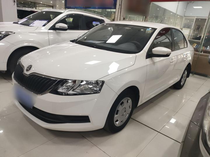 Rapid 2019 1.5L AT Standard