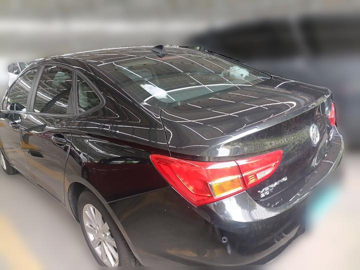 Verano 2017 Sedan 20T DCT Leading photo 4