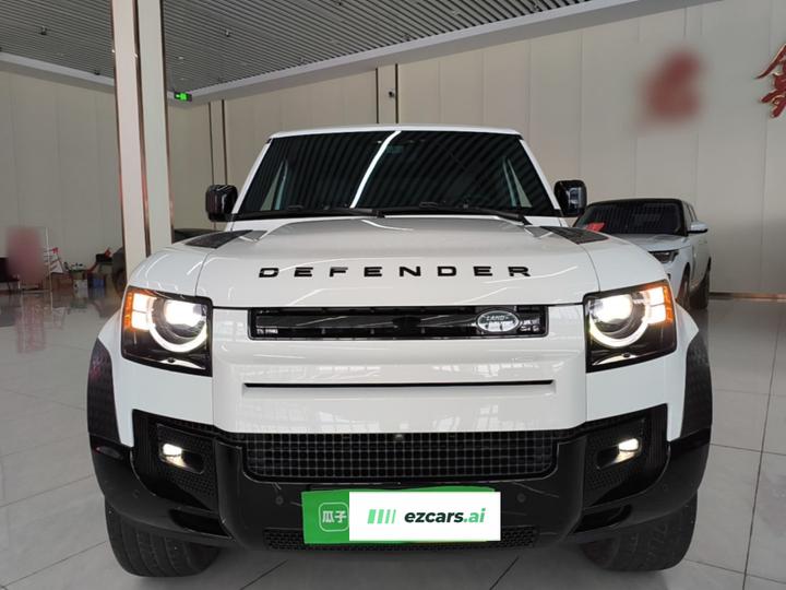 Defender 2025 110 3.0T P400 X-Dynamic HSE photo 2