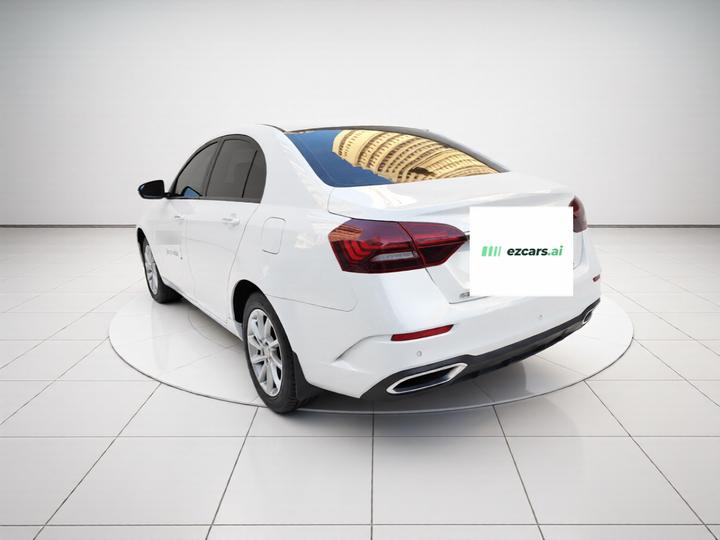 Emgrand 2021 UP 1.5L MT Luxury photo 4