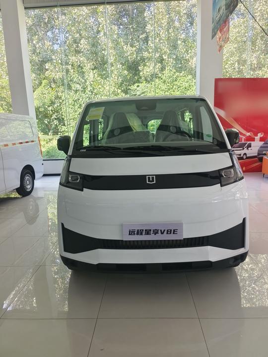 V 2026 V8E- 450km photo 2