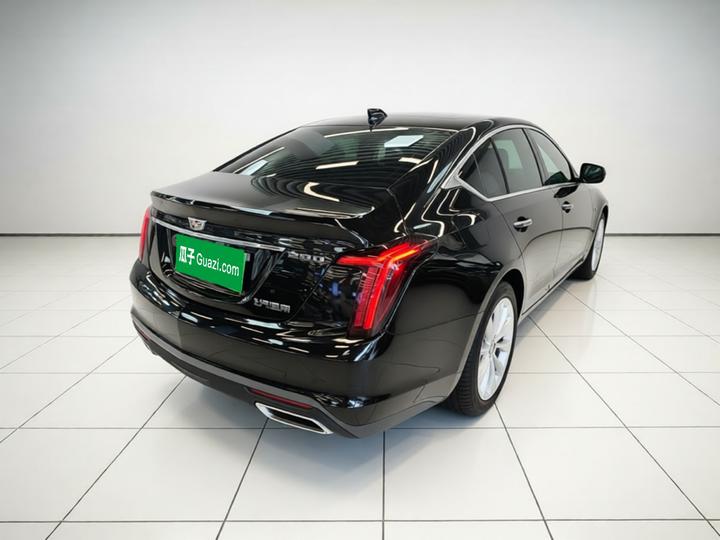 CT5 2022 28T Luxury photo 6