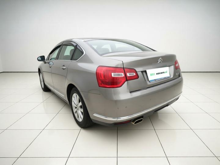 C5 2014 2.0L AT Exclusive photo 4