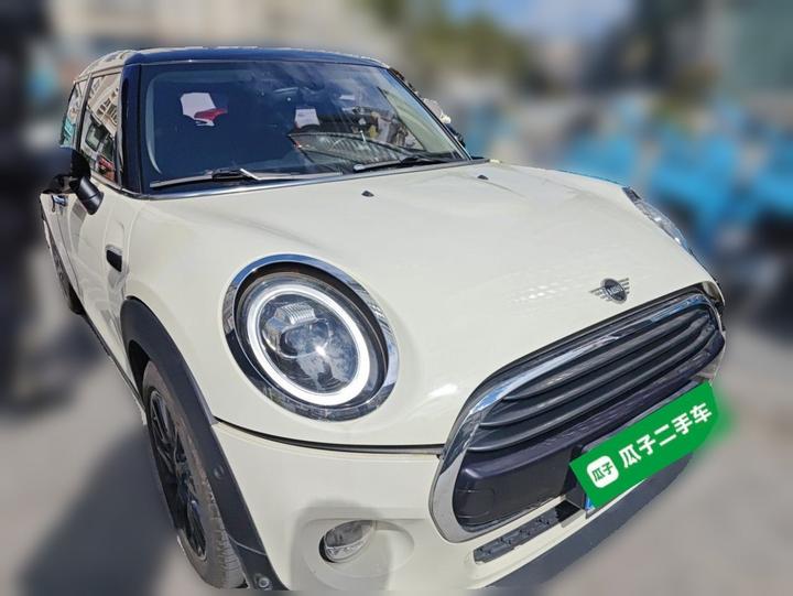 2018 1.5T COOPER Classic 5-Door photo 3