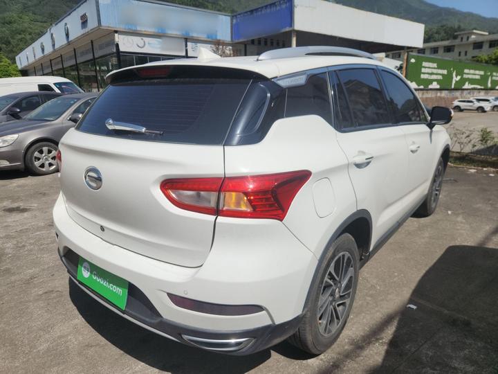 GAC Trumpchi GS4 2017 200T G-DCT RWD Elite photo 4