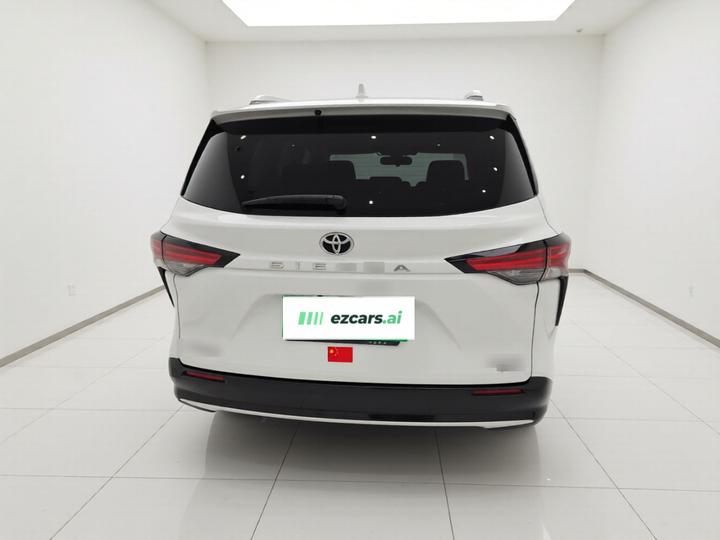 Sienna 2024 2.5L Hybrid Premium photo 5