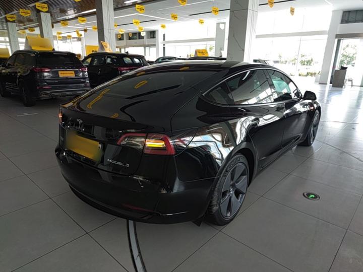 Model 3 2021 Standard Range RWD Upgraded photo 4