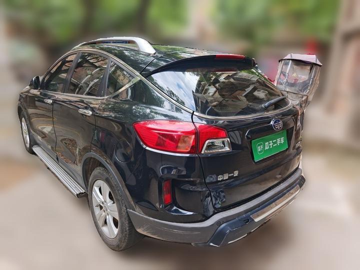 Bestune X80 2015 2.0L MT Luxury photo 4