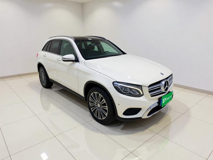 GLC 2016 GLC 200 4MATIC photo 3