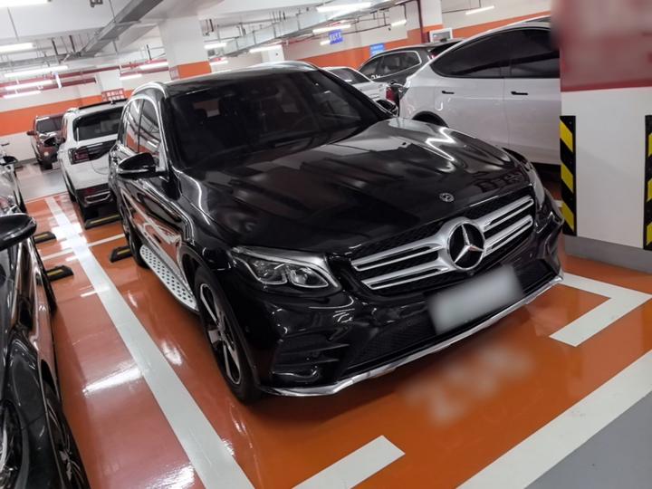 GLC 2018 Facelift GLC 260 4MATIC Luxury photo 3