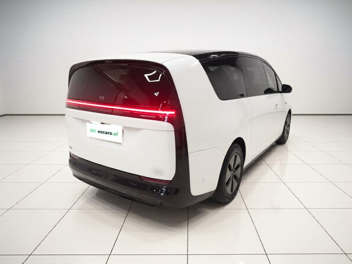 Li MEGA 2025 Ultra Smart Refresh Edition photo 6