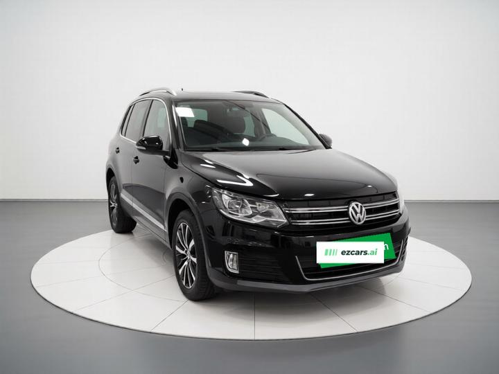 Tiguan 2015 1.8TSI AT RWD Luxury photo 3