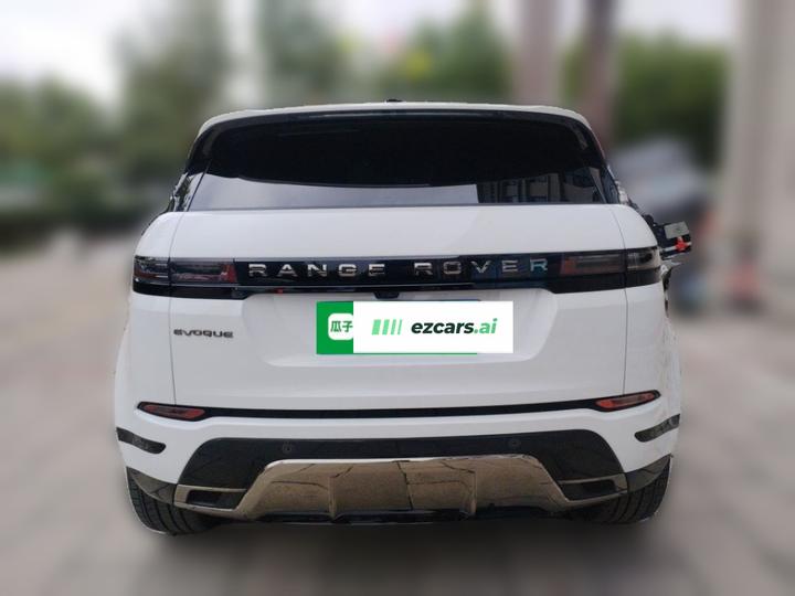 2024 Range Rover Evoque L SE photo 5