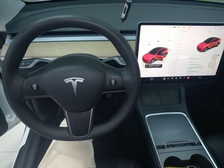 Model Y 2022 RWD photo 6
