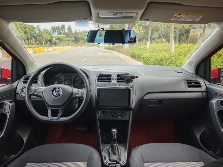 Polo 2018 1.5L AT photo 8