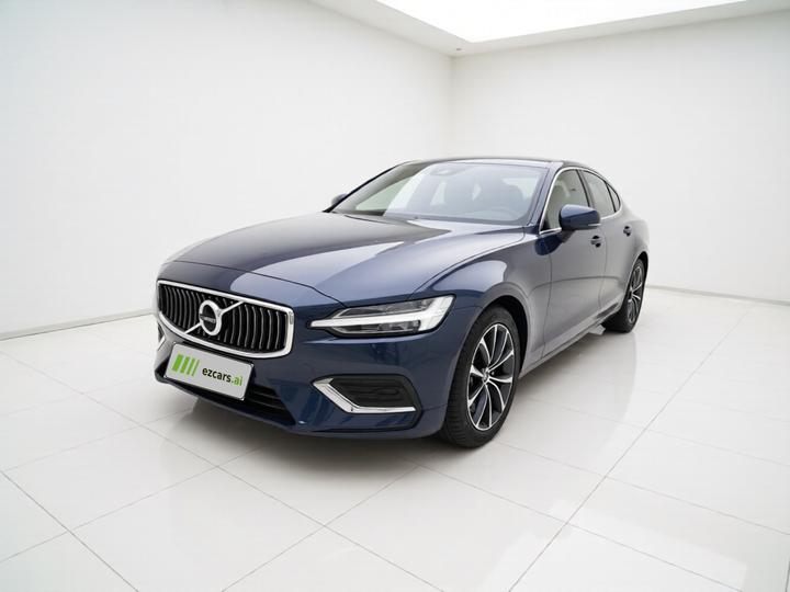 S60 2022 B4 Luxury