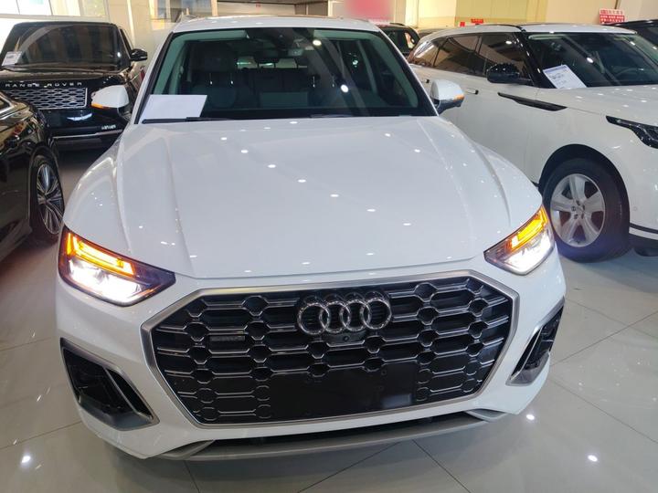 Q5L 2021 40 TFSI Luxury Dynamic photo 2