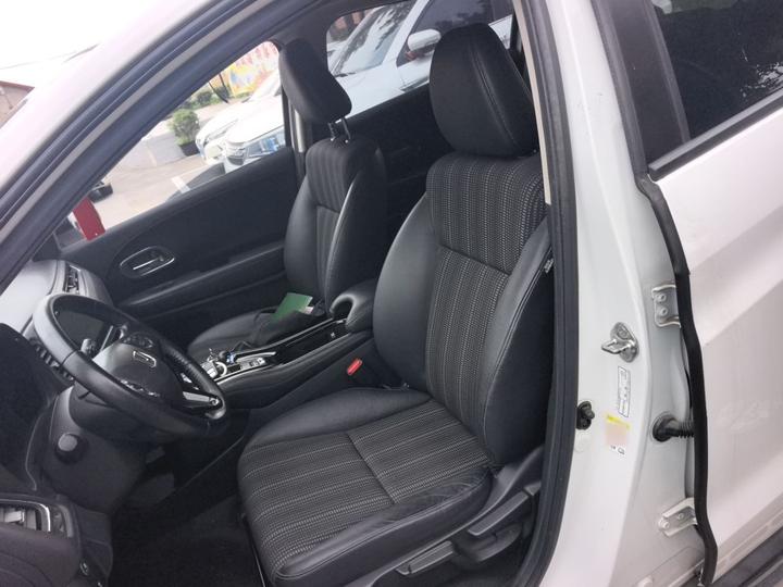 Vezel 2015 1.8L CVT RWD Luxury photo 7